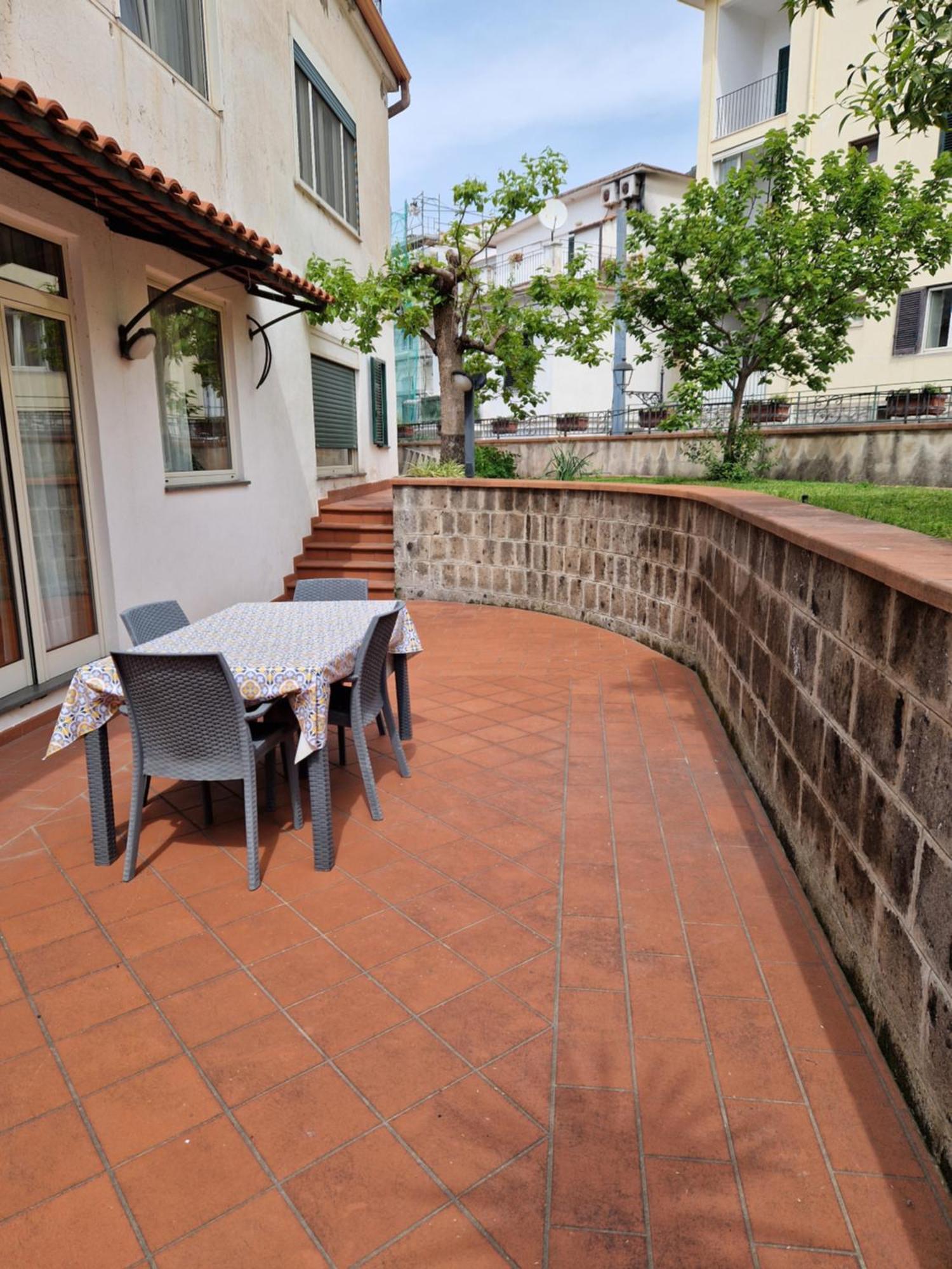 Il Giardino Dei Gigli Apartment Meta Exterior photo